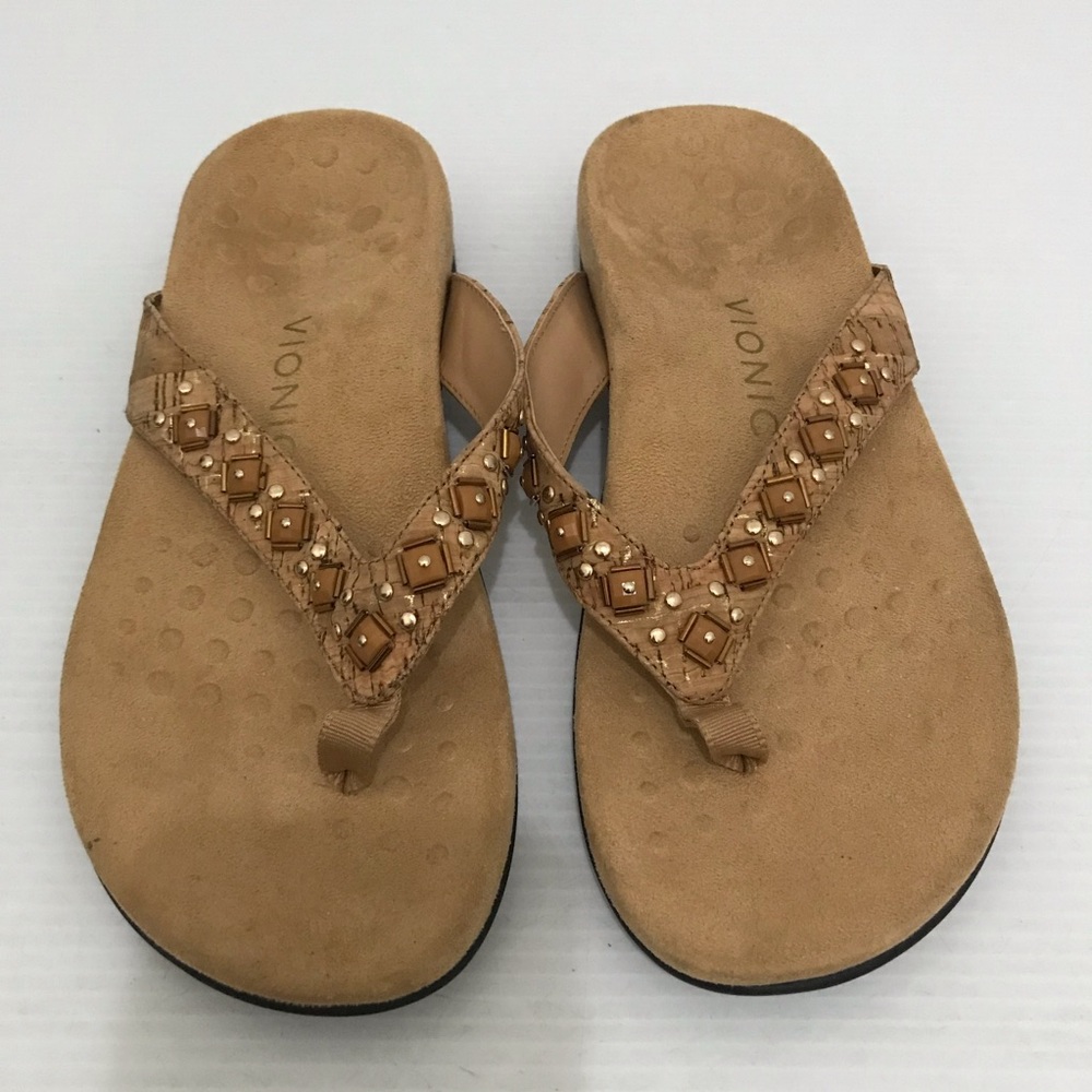 Vionic Tan Beaded Thong Sandals Size 7